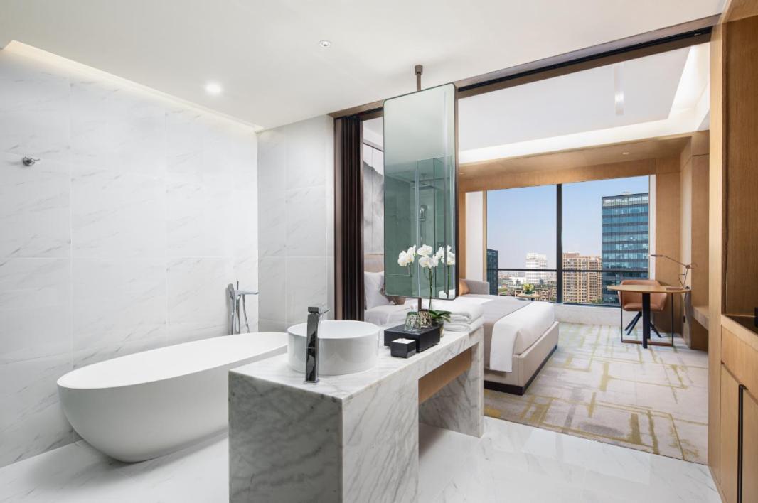 Metropark Hotel Hongqiao Shanghai Exterior photo