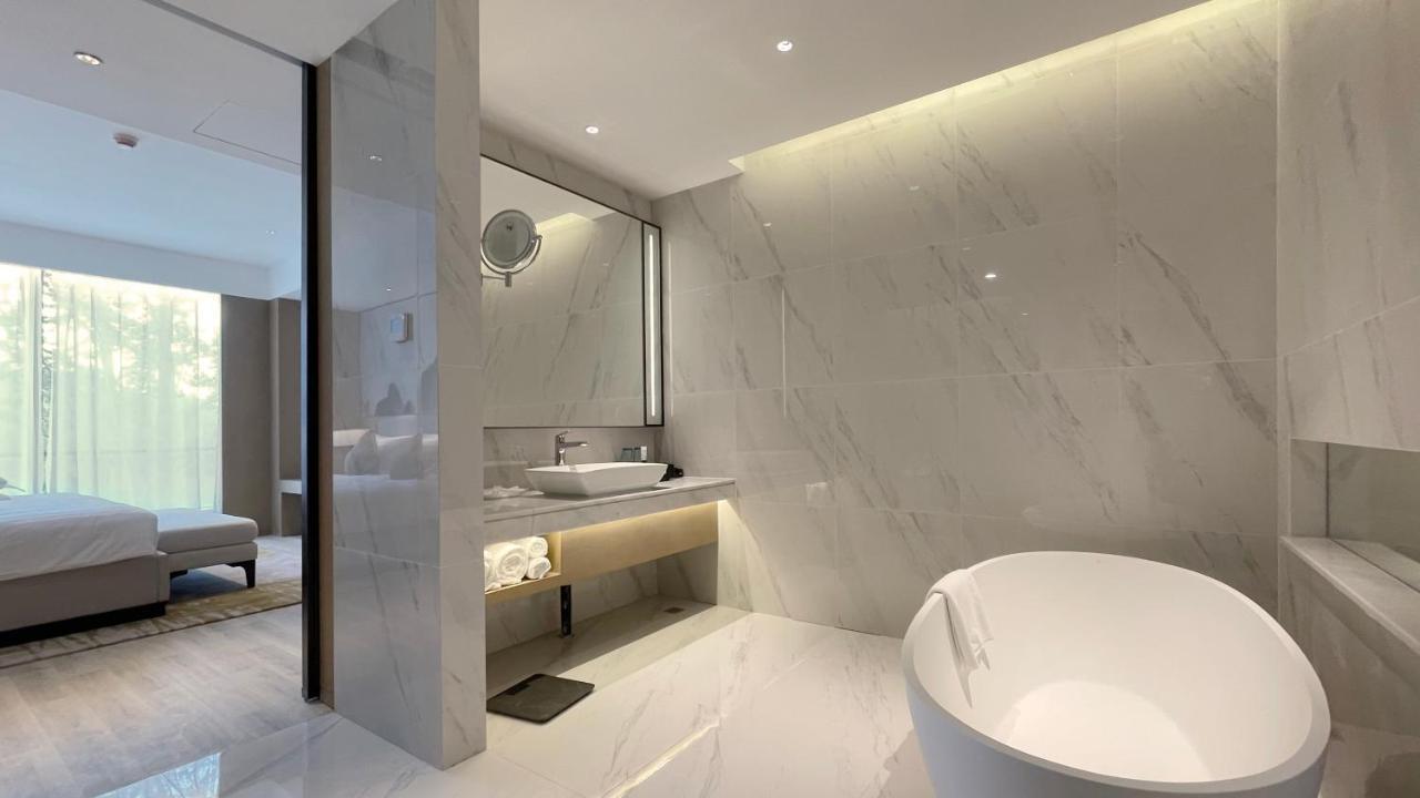 Metropark Hotel Hongqiao Shanghai Exterior photo